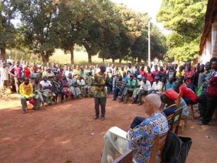 Meeting between Seleka, Aurelio and local community representatives. Bozoum, CAR; December 12, 2013. 
