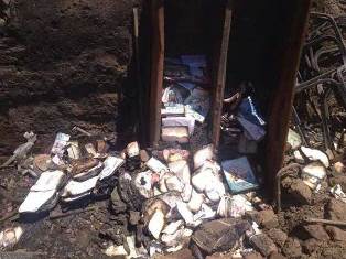 Burned 
books at
Mar Girgis 
Coptic 
Orthodox
Church.
Egypt