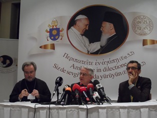 John Chryssavgis, advisor of the Greek Orthodox Patriarchate (left) and Federico Lombardi, Vatican press officer (center) at press conference