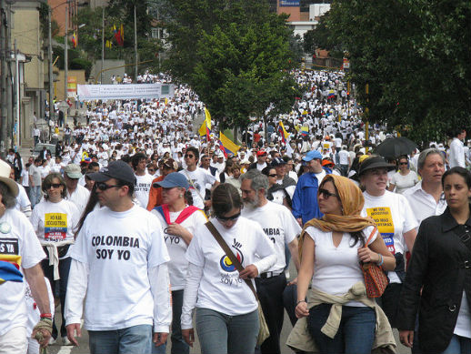 Wearing shirts proclaiming "I am Colombia," "No more kidnappings" and other slogans, Colombians maked their Independence Day in July 2008 with a rally demanding that the FARC release all of its kidnap victims.