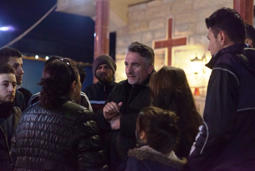 Fr Douglas reveals news that a flight taking displaced Christians from Iraq to Slovakia is delayed, Dec 2015