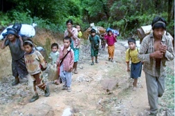 Fleeing from violence: Kachin Christians Dec 2011