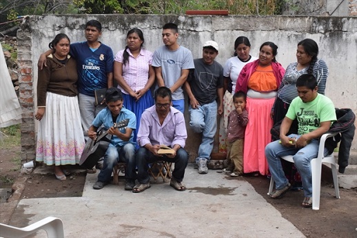 Twelve of the 30 evangelical Christians evicted from the village of Tuxpan de Bolaños in Jalisco in January.