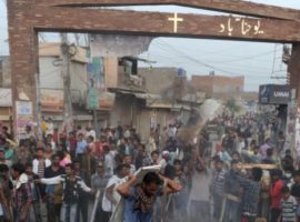 Pakistan court acquits all suspects in 2013 arson of Christian neighbourhood
