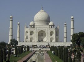 ‘Change your image of India from a nice backpacking trip to Taj Mahal!’