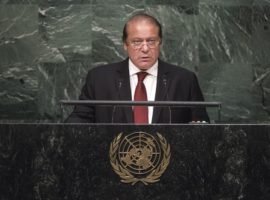 70th Annual General Assembly Debate
  

Muhammad Nawaz Sharif, Prime Minister of Pakistan, addresses the general debate of the General Assembly’s seventieth session.

30 September 2015

United Nations, New York

Photo # 646792

UN Photo/Cia Pak