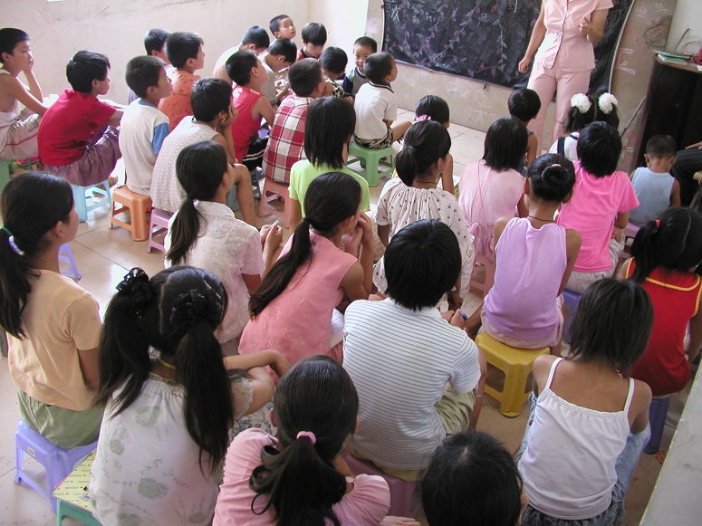 Chinese children at a church Sunday school, which are generally tolerated by the authorities. (Photo: World Watch Monitor, 2004)