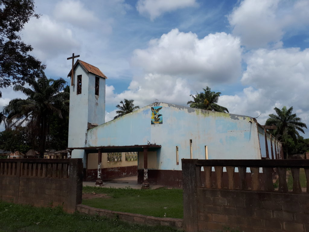 Despite the relative calm in Bangui, the capital, several churches situated in the predominantly Muslim district of PK5 are still abandoned. (World Watch Monitor)