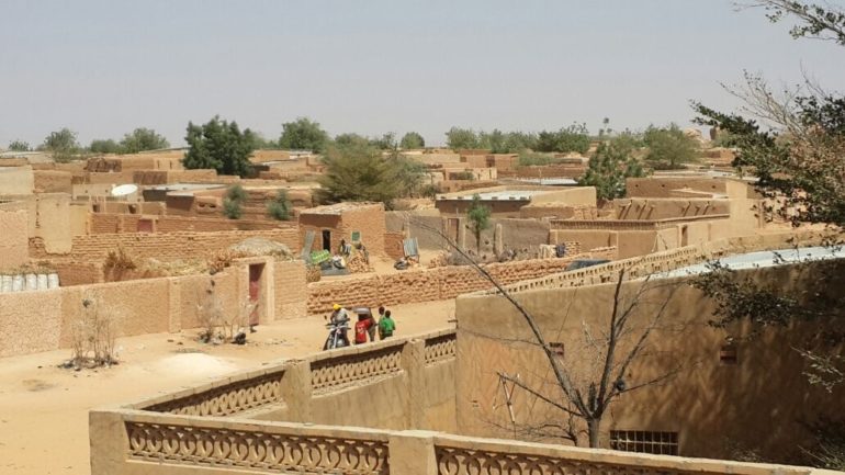 Street scene in Zinder, Niger's second biggest town, where thousands of people fled to after Boko Haram first attacked Diffa in February 2015. (Photo: World Watch Monitor)