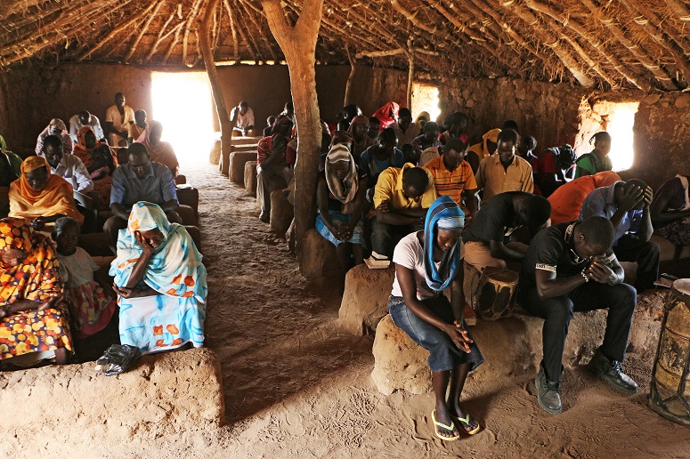 A 2015 church service in Sudan's Nuba Mountains (World Watch Monitor)