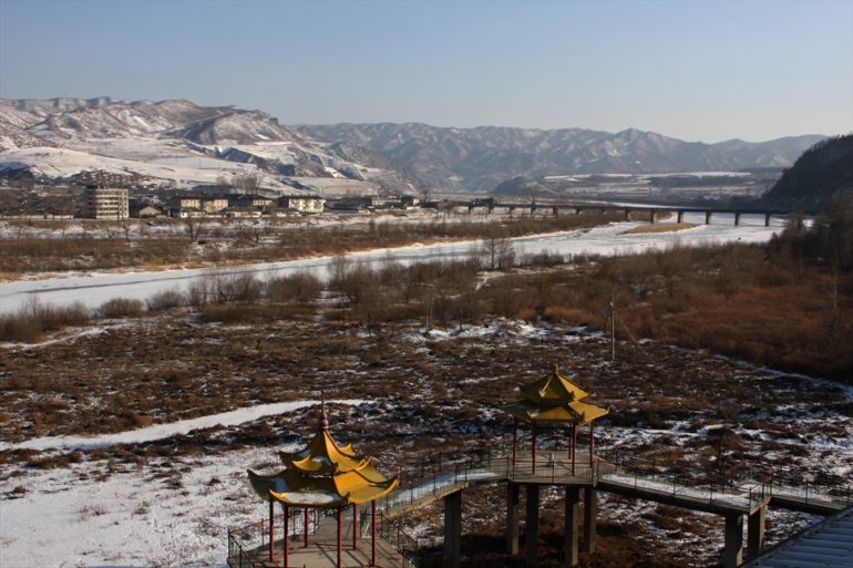An icy Tumen river forms the border between China and North Korea, 2009. (Photo: World Watch Monitor) 