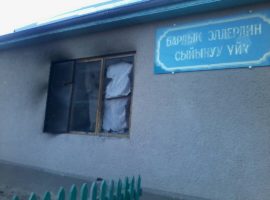 The church in Kajisay, Kyrgyzstan, was set on fire (World Watch Monitor)