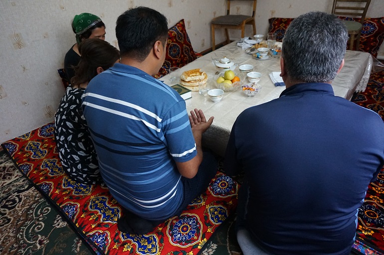 As the government does not allow religious meetings without state permission, Christians in Uzbekistan meet in secret. (Photo: World Watch Monitor)