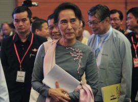 Myanmar's defacto leader Aung San Suu Kyi leaves the 2016 Panglong Conference. (Photo: AUNG HTET/AFP/Getty Images)