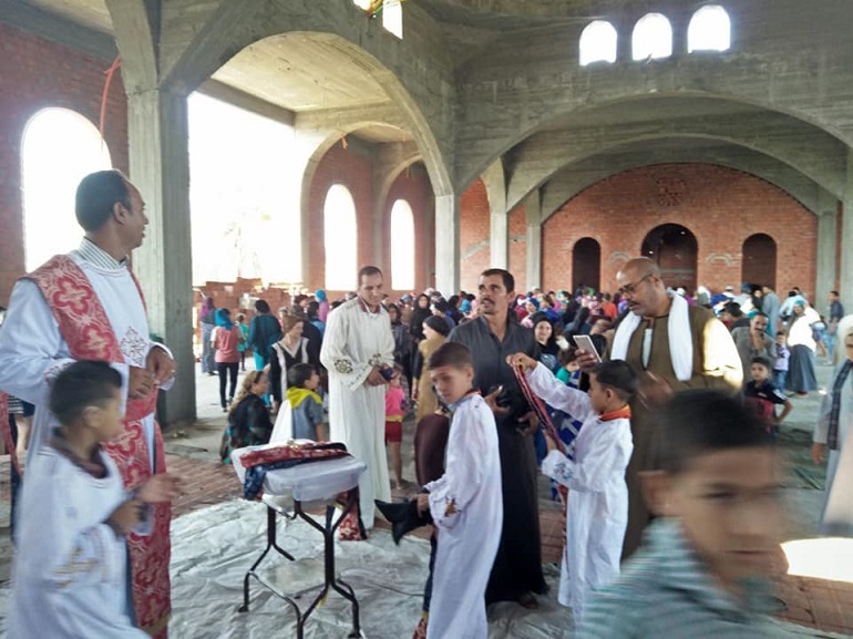 Copts in Kom El-Loufy celebrate the first mass in their new church. (Photo: World Watch Monitor)