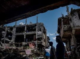 Last year’s conflict that displaced 98% of Marawi's population, was not only caused by religious violence, a study finds. (Photo: Getty Images)
