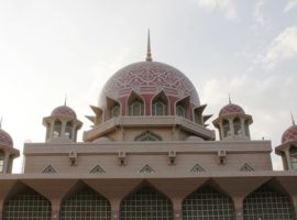 Putra Mosque in Kuala Lumpur, Malaysia. Evangelism among Malay Muslims is against the law. (Photo: World Watch Monitor)