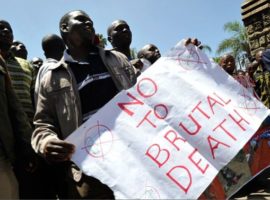Teachers working in north-eastern Kenya demonstrated in February 2015, asking to be reassigned following the killing of 20 of their colleagues in an attack by Islamist militants. (Photo: Getty Images)